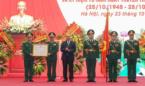 Thủ tướng Nguyễn Xuân Phúc: Xây dựng lực lượng tình báo ‘tinh, gọn, mạnh’