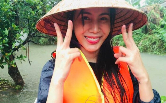 Câu chuyện cứu trợ bà con bị bão lũ của Thủy Tiên và vấn đề lòng tin