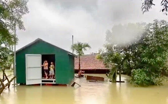 UNDP hỗ trợ nhà an toàn chống lũ ở miền Trung