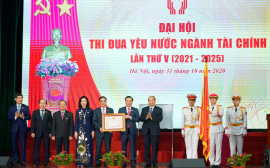 Không tận thu, cũng không có chuyện ban phát
