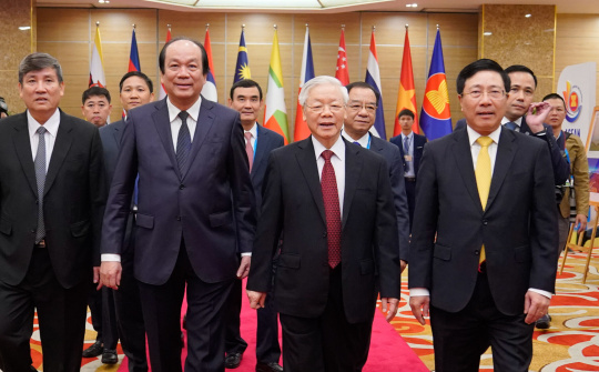 Khai mạc Hội nghị Cấp cao ASEAN lần thứ 37