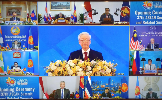 Phát huy vai trò trung tâm và nâng cao hiệu quả hoạt động của ASEAN