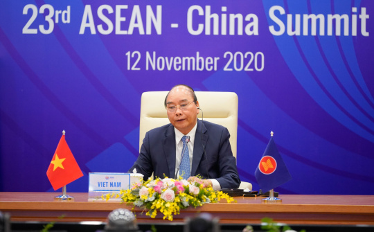 Thủ tướng khẳng định lập trường nguyên tắc về Biển Đông tại HNCC ASEAN-Trung Quốc