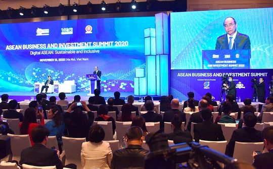 Đặt người dân và doanh nghiệp vào vị trí trung tâm của sự phát triển