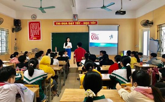 Ocean Edu Văn Giang: Tọa đàm “Hành trình chinh phục – Tầm quan trọng và lợi ích của tiếng Anh”