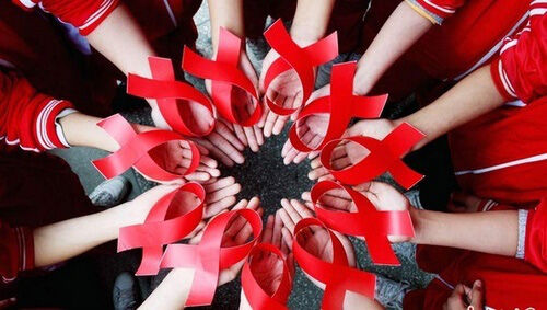 Quốc hội thông qua Luật Phòng, chống HIV/AIDS