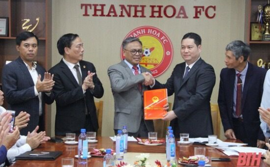 Chủ tịch Tập đoàn Bất động sản Đông Á điều hành CLB bóng đá Thanh Hóa