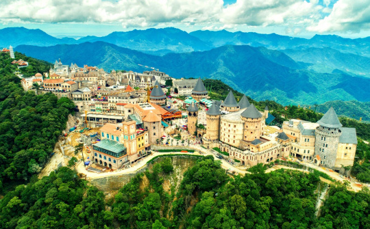 Nắm chặt tay nhau cùng hành động vì sự phát triển của du lịch Việt Nam