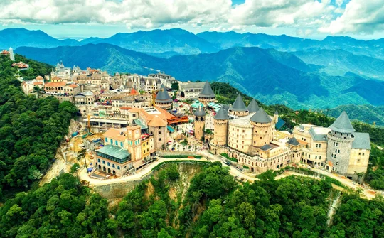 Nắm chặt tay nhau cùng hành động vì sự phát triển của du lịch Việt Nam