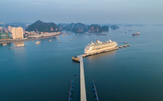 WTA vinh danh cảng tàu khách quốc tế Hạ Long là “Cảng tàu khách hàng đầu Châu Á” 2020