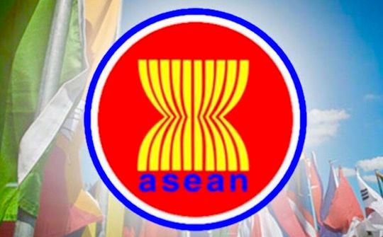 Chèo lái con thuyền ASEAN vượt qua khó khăn, thách thức