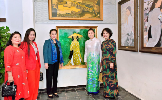 Ấn tượng triển lãm: Phụ nữ và Hòa bình