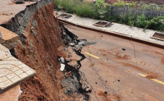 Đắk Nông: Liên tiếp xảy ra sụt lún, sạt trượt nghiêm trọng tại dự án khu công nghiệp Nhân Cơ