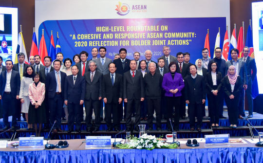 Trong thách thức, Việt Nam đã dẫn dắt ASEAN đi đúng hướng