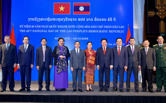 Kỷ niệm 45 năm ngày Quốc khánh CHDCND Lào