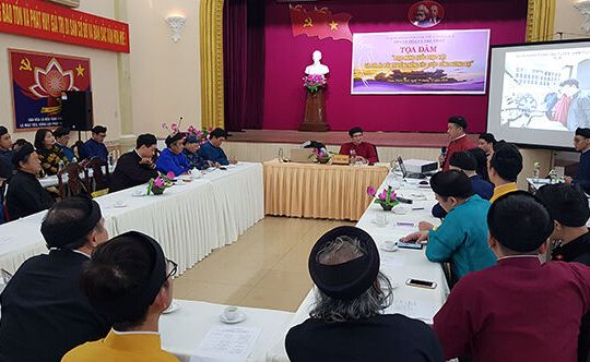 Huế: Đối thoại phát triển Áo dài Huế trong cuộc sống đương đại