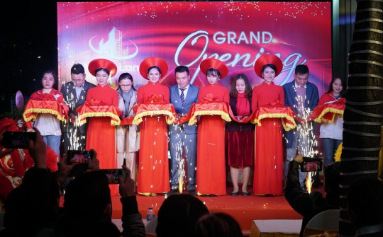 Khai trương showroom Kính mắt - Đồng hồ Hoàng Long tại Hà Nội
