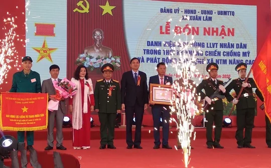 Xã Xuân Lâm (Nam Đàn) đón nhận danh hiệu Anh hùng Lực lượng vũ trang nhân dân