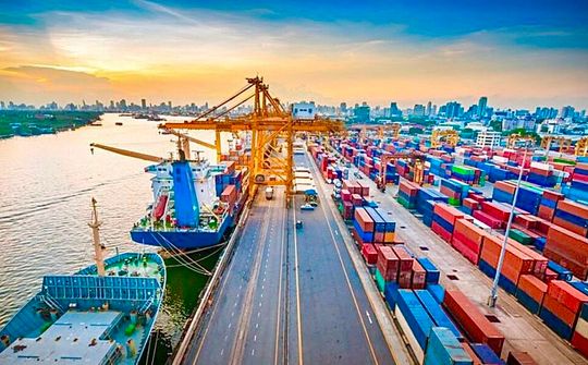 Việt Nam liên tiếp lập kỷ lục mới về xuất khẩu