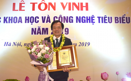 TTND.GS.TS Tạ Văn Trầm - Lấy “y đức làm nền”, “lấy y thuật” để phục vụ