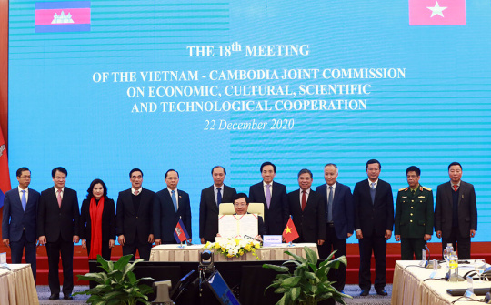 Việt Nam-Campuchia phát triển tích cực trong quan hệ hợp tác toàn diện