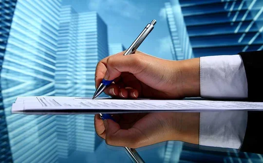 Đề xuất biểu mẫu thực hiện thủ tục đầu tư và báo cáo đầu tư tại Việt Nam