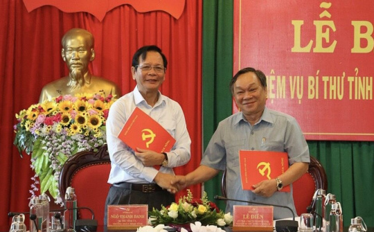 Đắk Nông: Tổ chức bàn giao nhiệm vụ Bí thư Tỉnh ủy