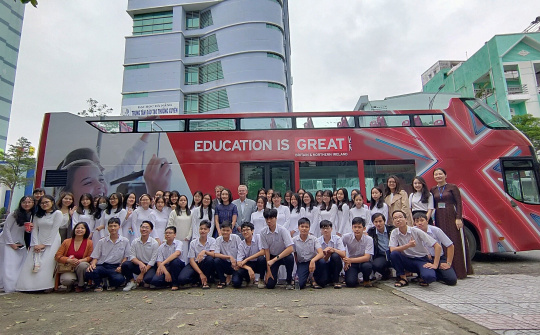 “Hành trình Giáo dục và Công nghệ Vương quốc Anh” dừng chân tại Đà Nẵng