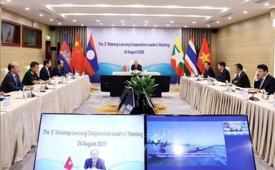 Thủ tướng Nguyễn Xuân Phúc tham dự 3 Hội nghị Cấp cao