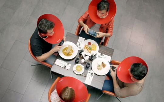 An toàn Internet: Khi xã hội 'ảo' tác động tiêu cực đến xã hội thật