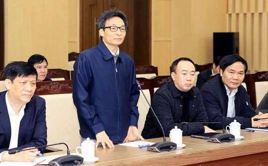 Phó Thủ tướng Chính phủ làm việc với tỉnh Vĩnh Phúc về công tác phòng chống virus corona