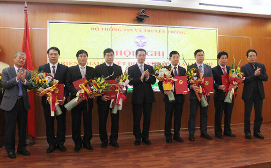 Bộ Thông tin và Truyền thông luân chuyển 13 cán bộ: Kì vọng sự thay đổi lớn trong công tác truyền thông báo chí