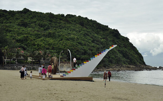 Doanh nghiệp xoay xở tự cứu mình