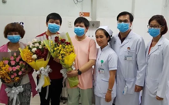 Nữ bác sĩ không ngại tử thần cứu mạng người trong dịch bệnh Covid-19