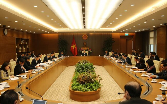 Ban Chỉ đạo quốc gia họp bàn thời gian đi học trở lại