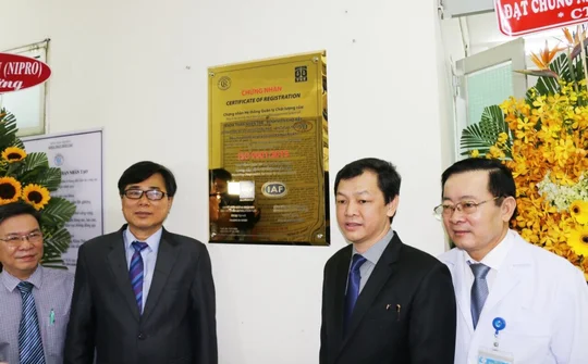 Khoa Thận nhân tạo Bệnh viện Chợ Rẫy đạt tiêu chuẩn ISO 9001: 2015