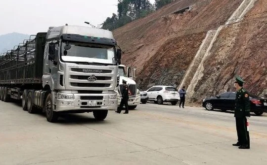 Những tín hiệu vui từ xuất nhập khẩu hàng hóa Việt Nam - Trung Quốc