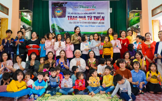 Mang yêu thương đến với trẻ em có hoàn cảnh khó khăn