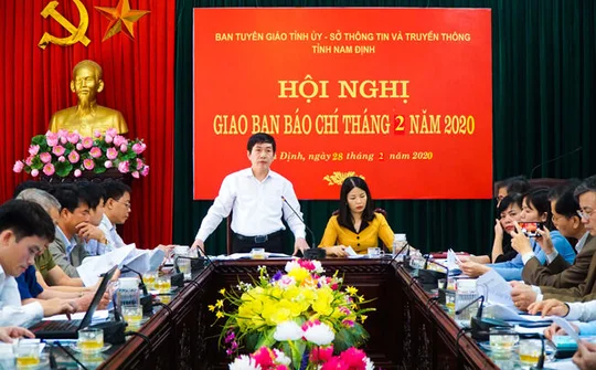 Nam Định tổ chức giao ban báo chí tháng 2