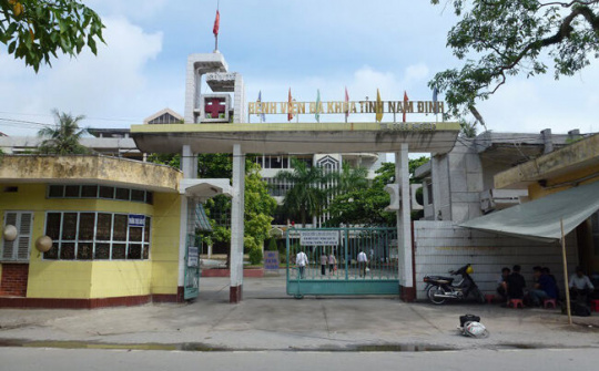 Nam Định: Cách ly 2 trường hợp nghi nhiễm virus corona