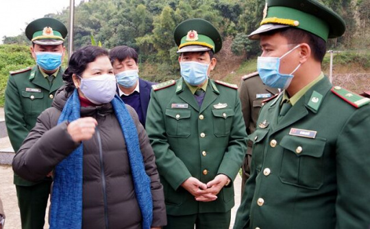 Chủ động phòng dịch ngay từ biên giới