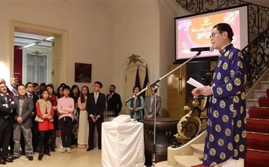 Thúc đẩy quan hệ hợp tác với Liên minh châu Âu và Bỉ