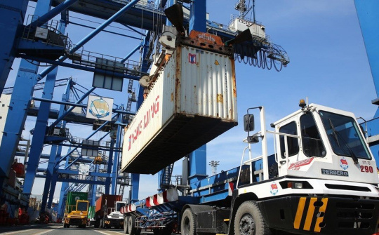 Điều chỉnh cán cân thương mại hàng hóa đưa kinh tế hội nhập quốc tế