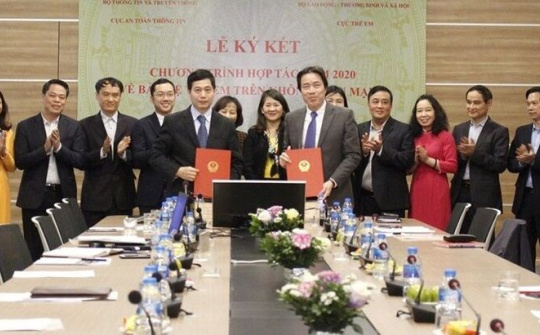 Thiết lập môi trường an toàn cho trẻ em Việt Nam trên không gian mạng