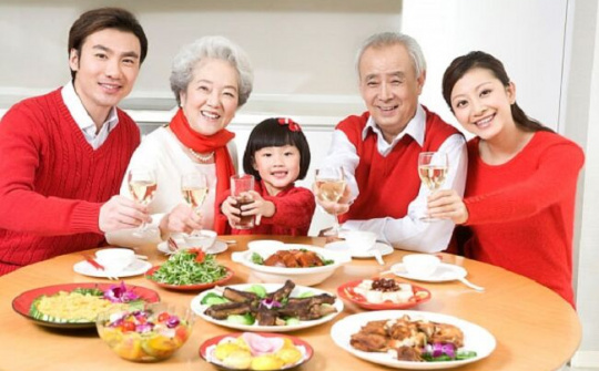 Giáo dục gia đình góp phần quan trọng hình thành và phát triển nhân cách con người