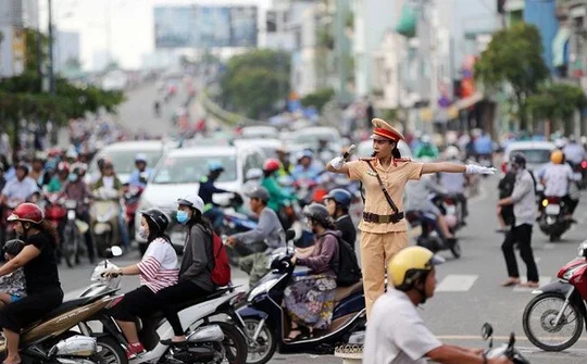 Chỉnh lý, hoàn thiện Hồ sơ Đề nghị xây dựng Luật Giao thông đường bộ (sửa đổi)