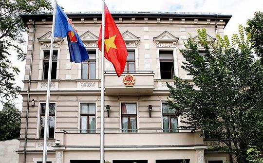 Đại sứ quán Việt Nam tại Đức tăng cường khuyến cáo người Việt về dịch Covid-19