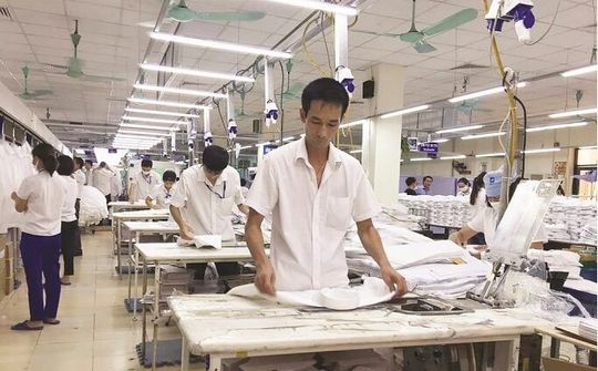 Doanh nghiệp sản xuất công nghiệp chống đỡ với khó khăn mùa dịch Covid-19