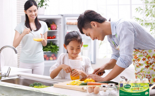 "Kiềng 3 chân" bảo vệ trẻ thơ an toàn trước dịch Covid-19