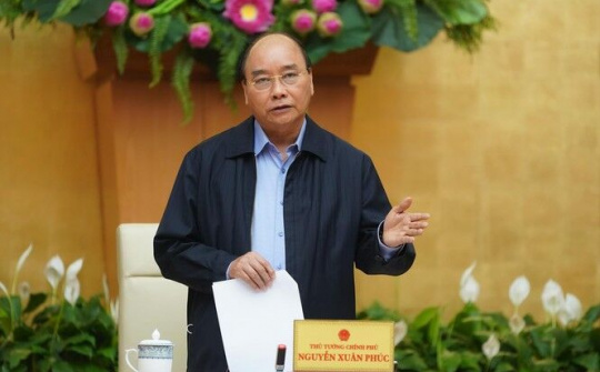 Sẵn sàng huy động bác sĩ, y tá về hưu chống dịch Covid-19